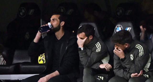 真人娱乐-阿斯：皇马正处于悬崖边，教练和球员们都对球队前景缺乏信心